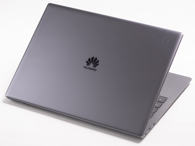 Ноутбук марки Huawei