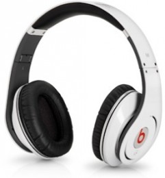 Beats by Dr. Dre Studio High Definition Powered Isolation Headphones White (BTS-129440-00)