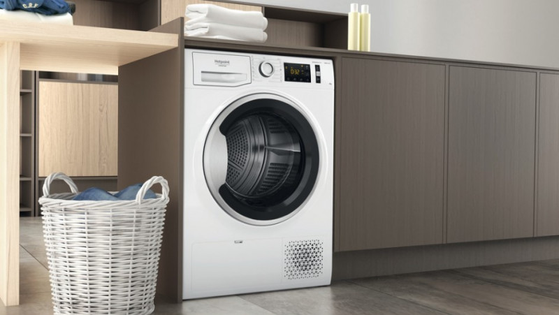 Hotpoint-Ariston NT M11 82SK EU